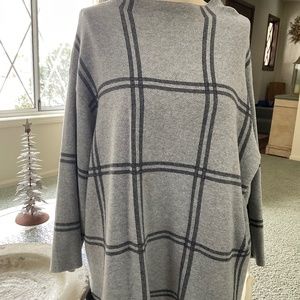 J Jill gray and black top.  Size XL.